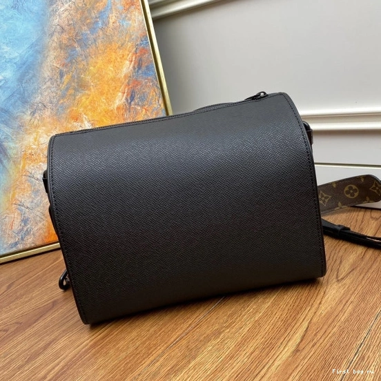 First bag ru MESSEANGER LOUIS VUITTON BAG 0729